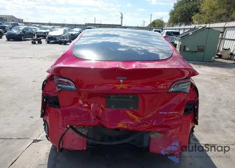 2023 Tesla Model Y Awd/Long Range Dual Motor All-Wheel Drive z USA, uszkodzony, nr VIN 7SAYGDEE1PF897225